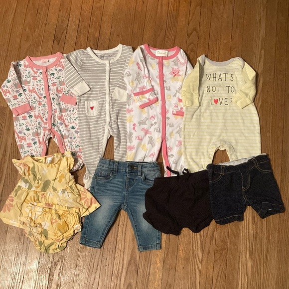 Baby Clothing Bundle with Stripes and Floral Patterns - Picture 1 of 16